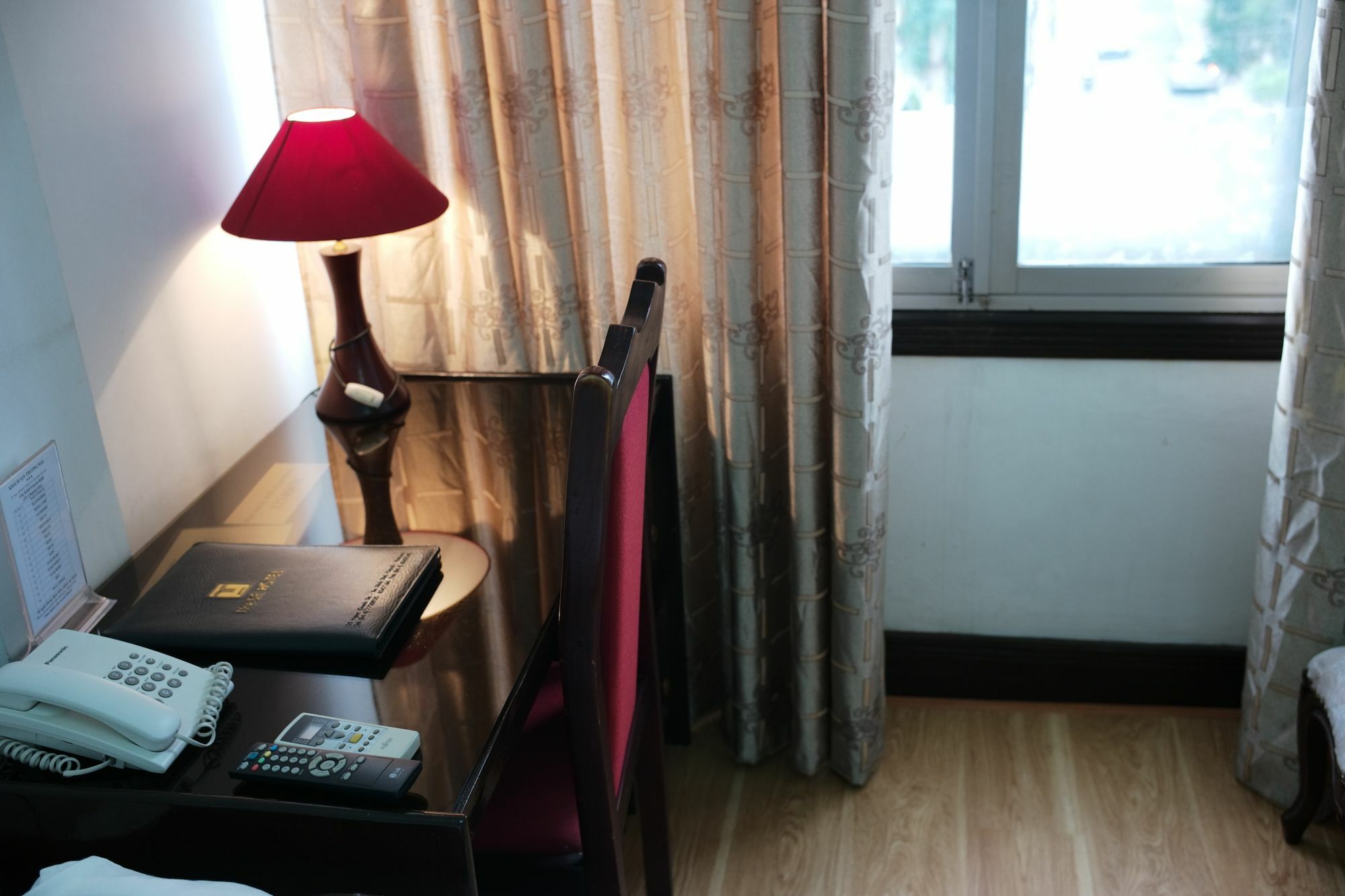 Trade Hotel Hanoi Bagian luar foto